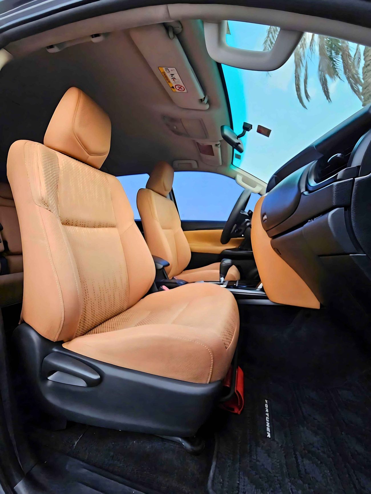 تويوتا فورتونر V4 /4WD/ NON ACCIDENT/ ORIGINAL COLOR/ 1199 MONTHLY / LOT# 90501