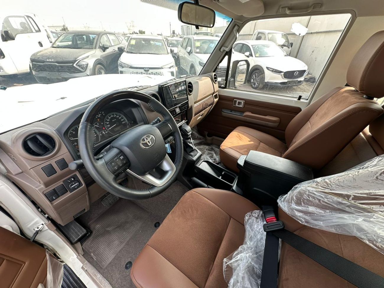 تويوتا لاند كروزر 70 LAND CRUISER LC71-Z 2.8 A/T DSL