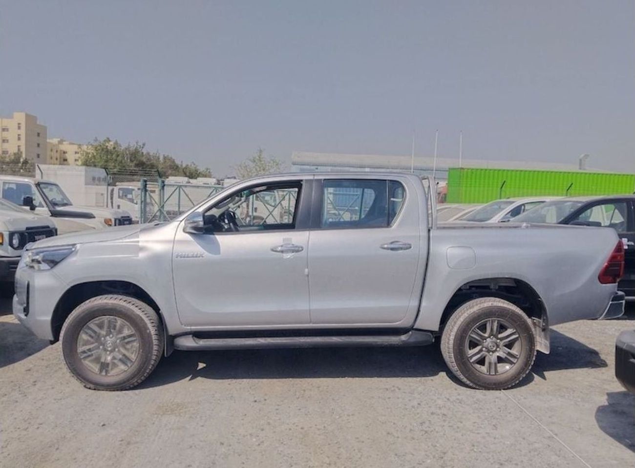 Toyota Hilux TOYOTA HILUX DOUBLE CAB FULL AUTO DIESEL 2.4L G4