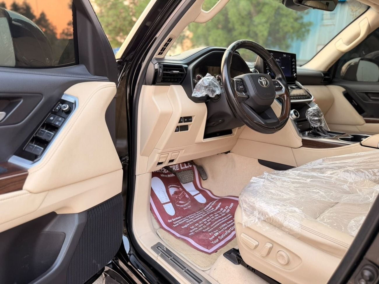 Toyota Land Cruiser GXR Model 2023 GXR 4.0L Pull Option with Radar Very clean Title And Slightly Use
