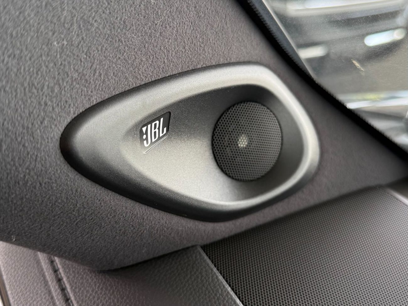 تويوتا لاند كروزر VXR 3.5 HYBRID TWIN TURBO **التصدير فقط خارج الخليج**EXPORT ONLY**