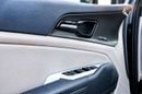 Honda Insight Kia Sportage 2.0L Petrol