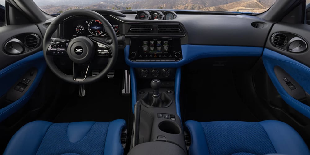 Nissan Z interior - Cockpit