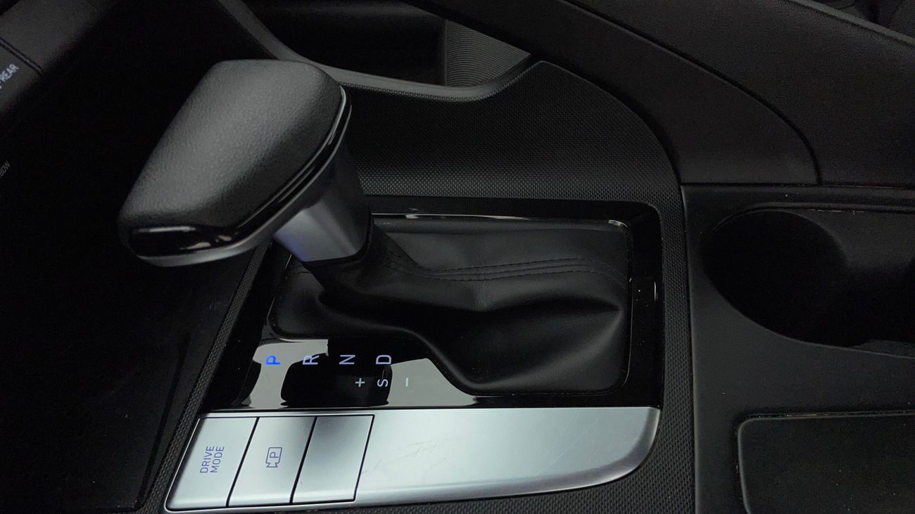 هيونداي إلانترا SMART 1.6 | بدون دفعة مقدمة | اختبار القيادة في المنزل