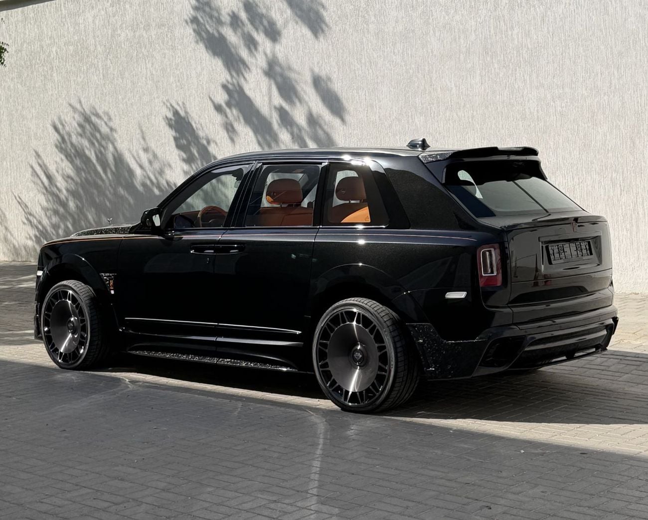 رولز رويس كولينان | NEGOTIABLE PRICE | NEW | 2024 | V12 | 563 HP | 3-YEAR WARRANTY AND SERVICE