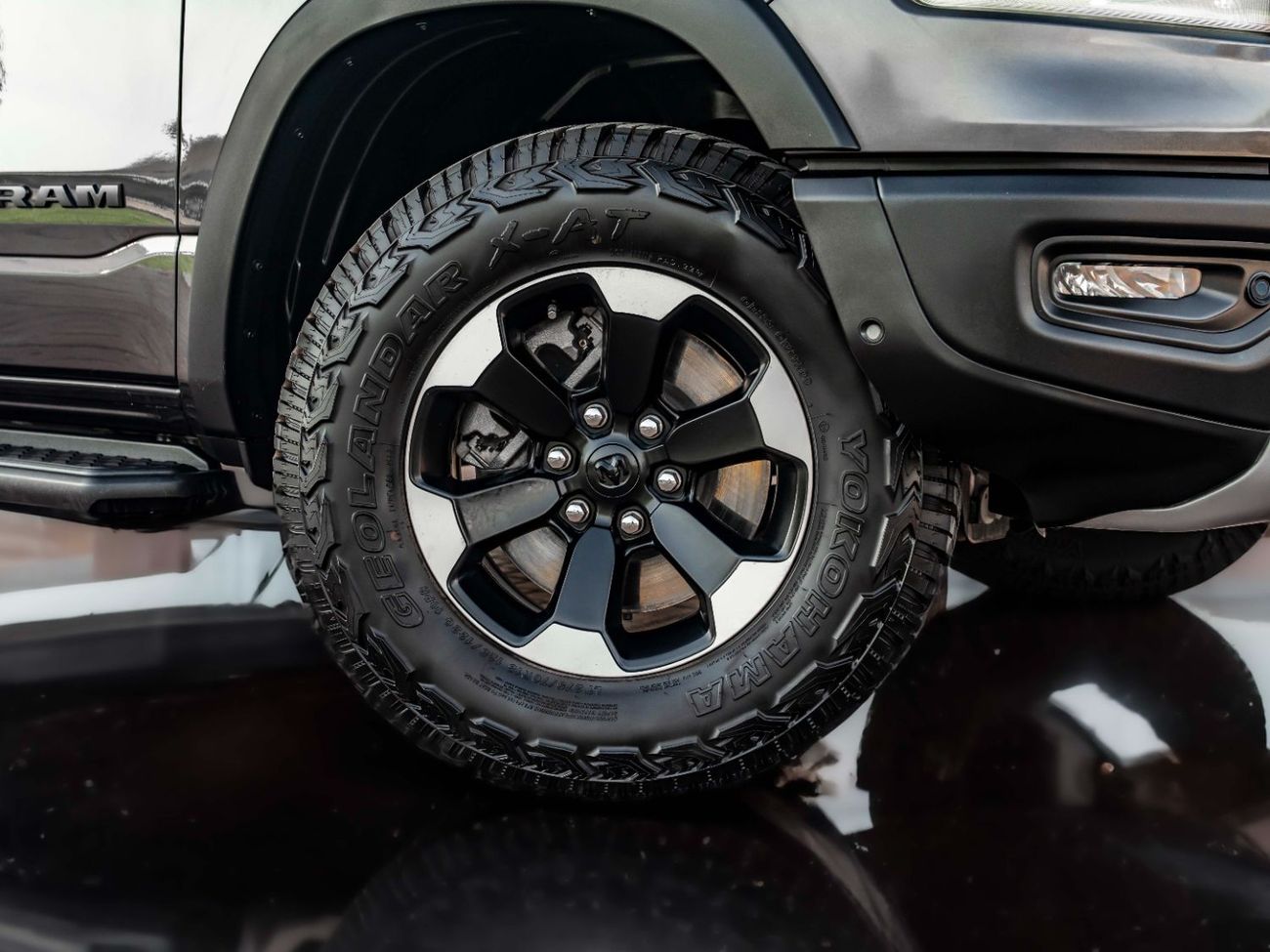 رام 1500 Rebel Crew Cab 5.7L