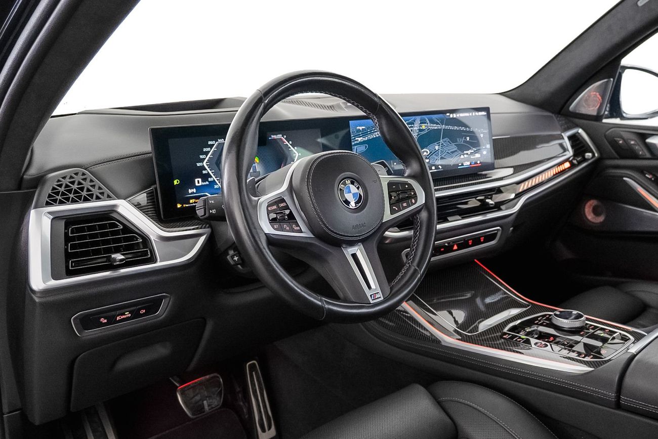 BMW X7 xDriveM60i (6 Seats)