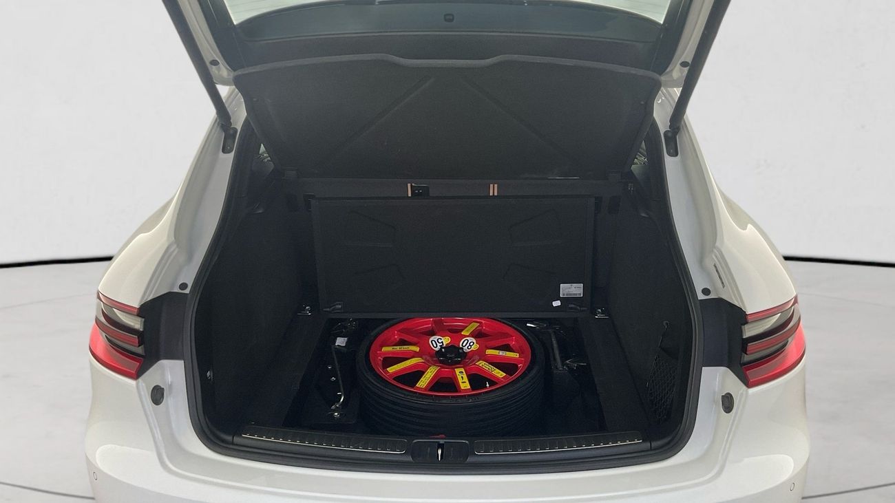 بورش ماكان Standard+ | شامل الضمان | 0 ﺪﻔﻋﺓ ﺃﻮﻟﻯ