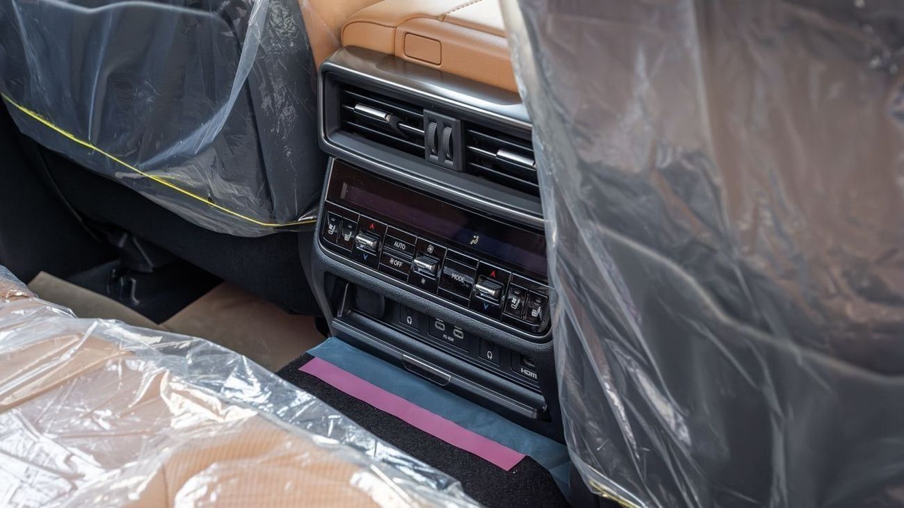 Lexus LX 700h LEXUS LX700h 3.5 HEV -2026YM