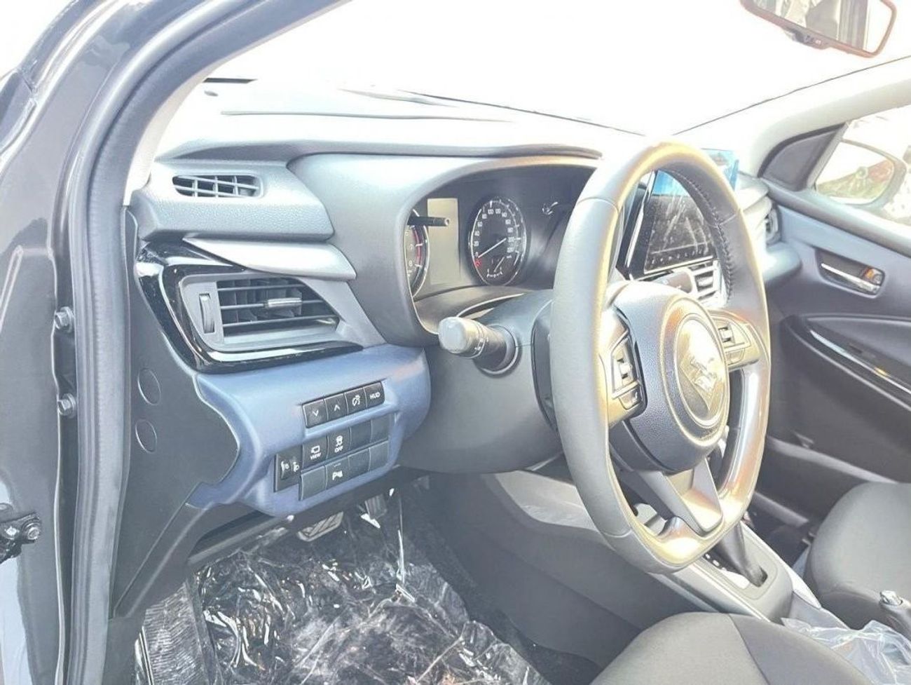 سوزوكي بالينو SUZUKI BALENO 1.5L GLX FULL OPTION 2025 MODEL