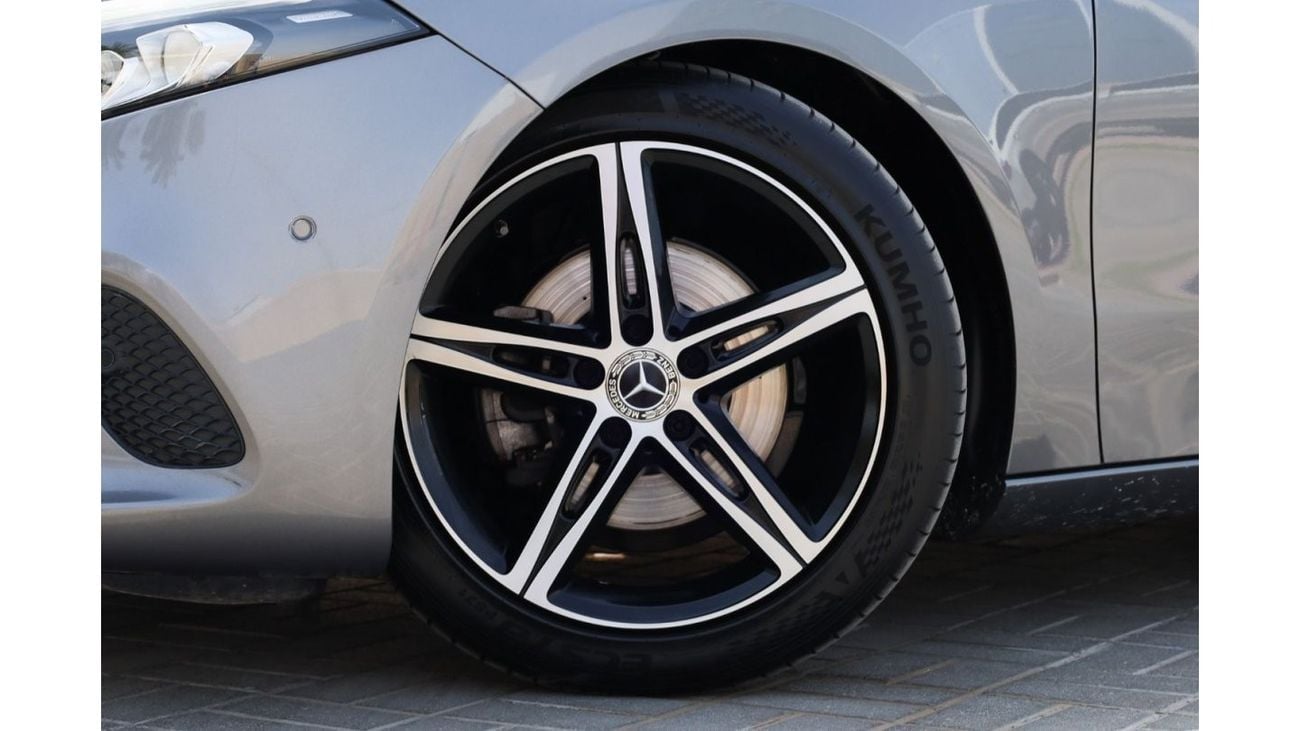 Mercedes-Benz A 200 Premium