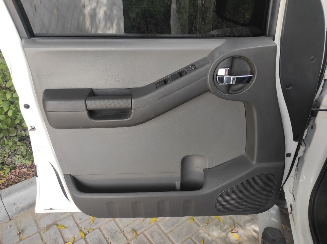 Nissan XTerra S 4.0L Nissan X-Terra 2013 Gcc full automatic