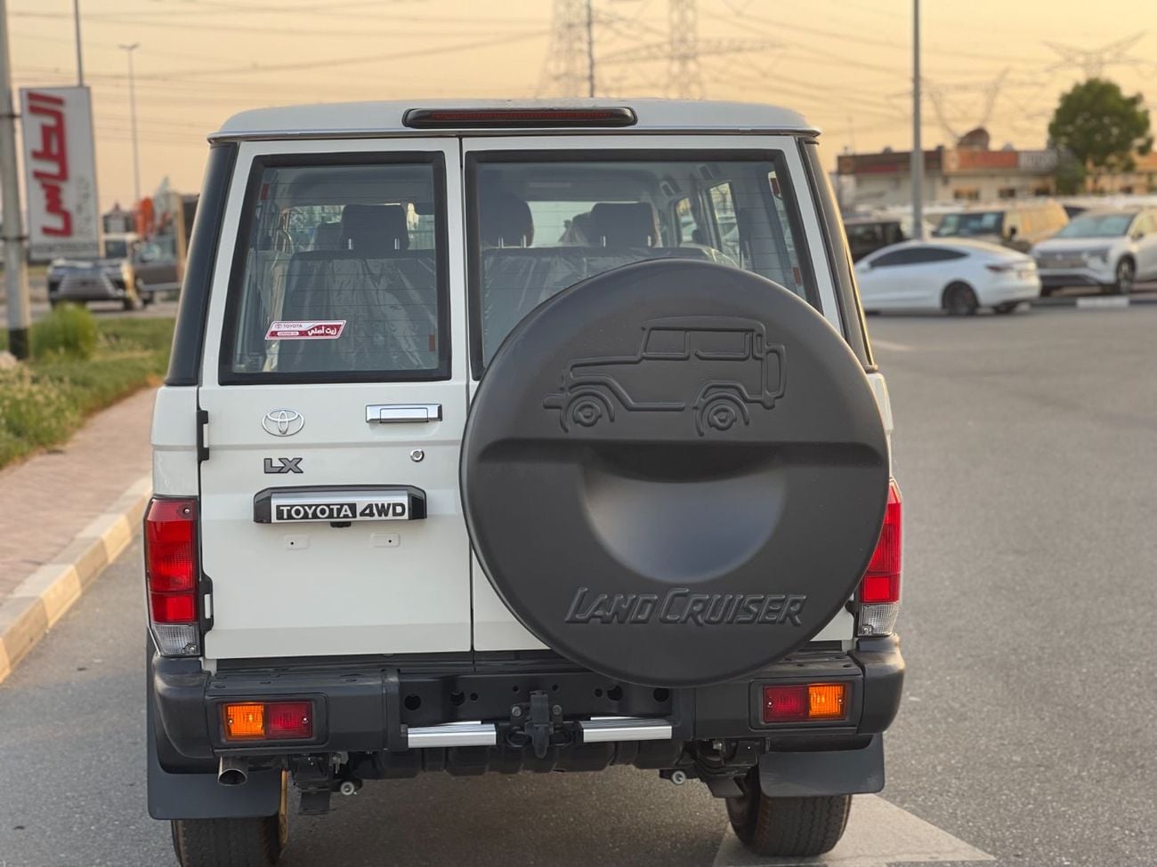 تويوتا لاند كروزر 70 LC 78 HARDTOP 2.8L AT