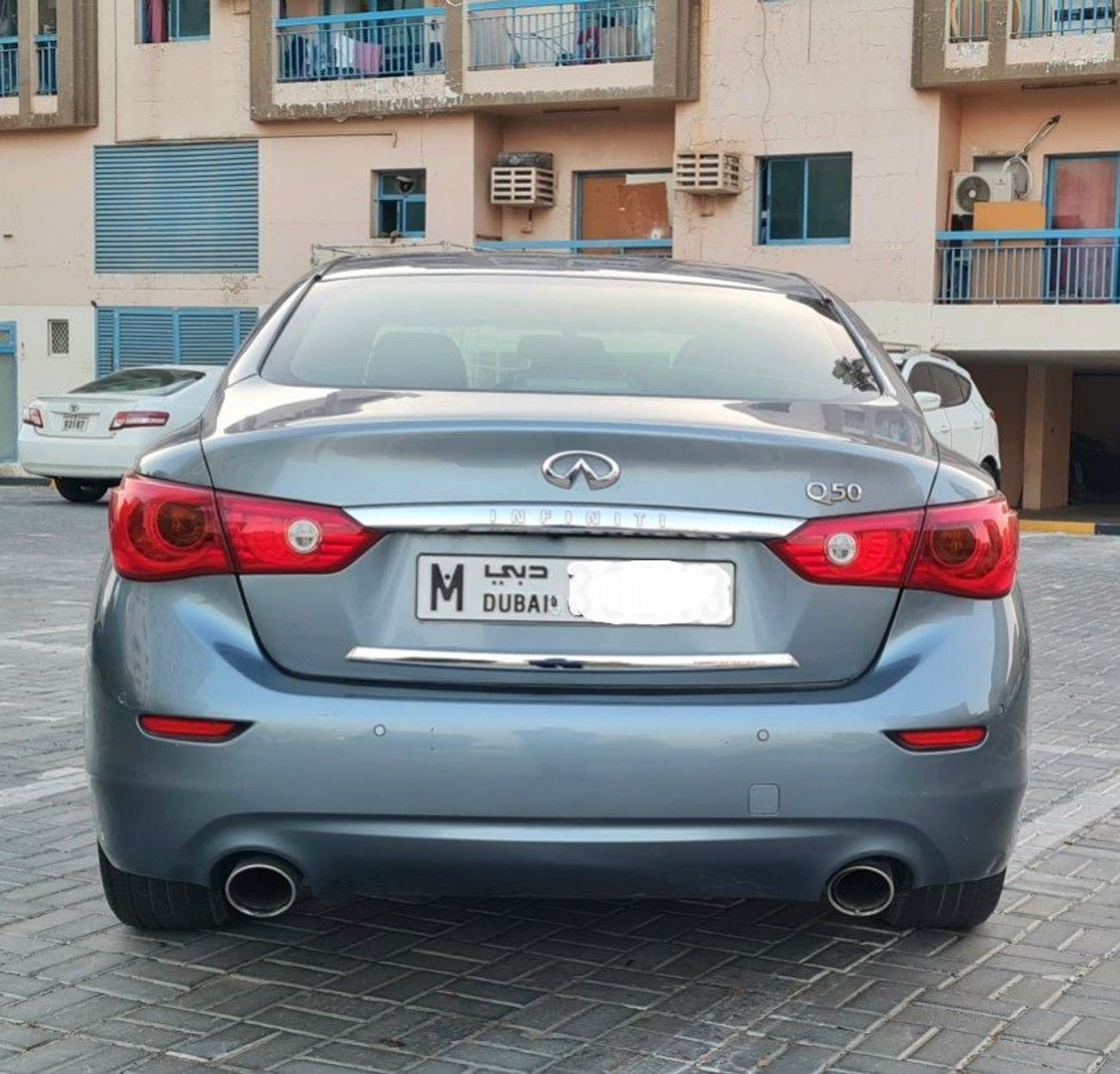 Infiniti Q50 Premium 2.0L