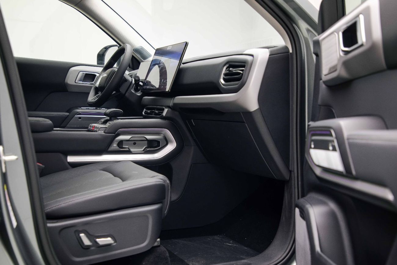 BYD Leopard Titanium 3 ID Ultra - Silver Inside Black | Export Only