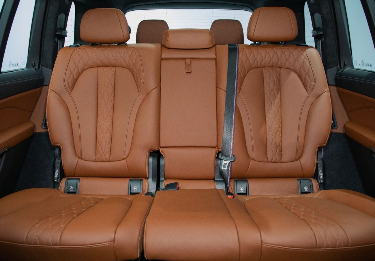 بي أم دبليو X7 M60i M Sport