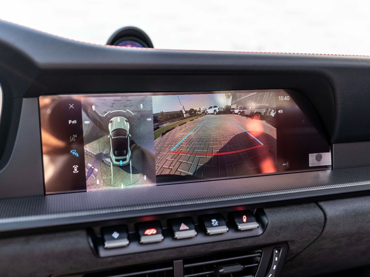 بورش 911 Carrera GTS 3.0L (450 HP) Convertible