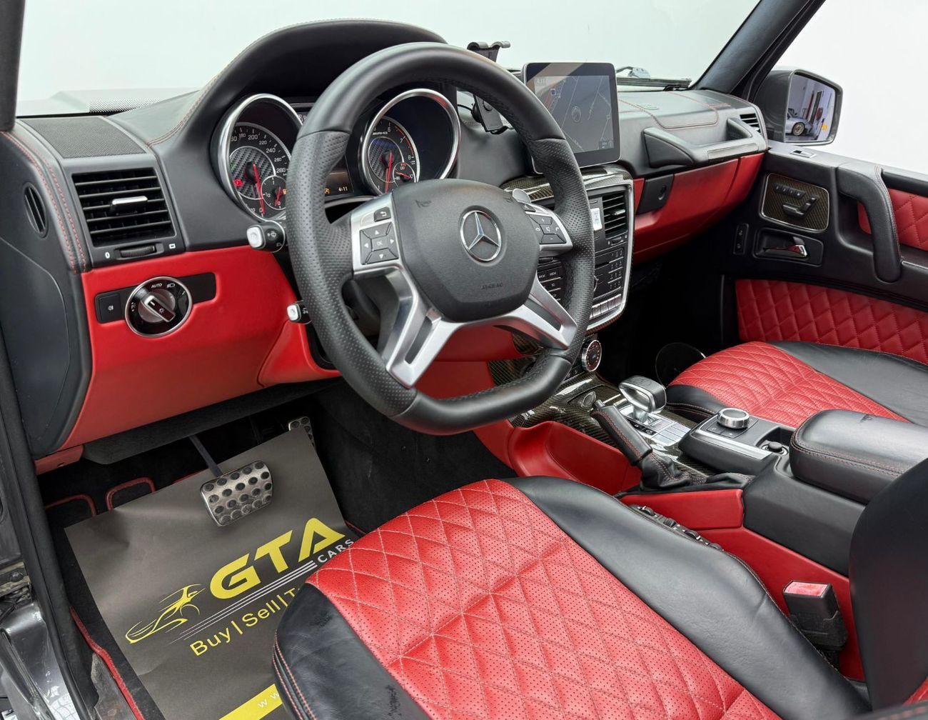 Mercedes-Benz G 63 AMG Std 5.5L 2018 Mercedes Benz G63 AMG, Warranty, Mercedes Service History, Excellent Condition, GCC