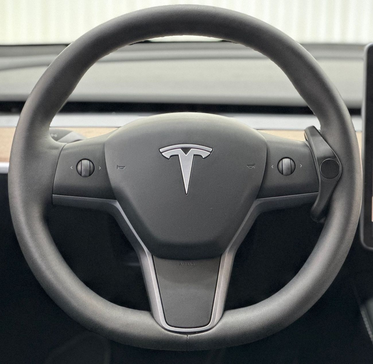 Tesla Model Y 2023 Tesla Model Y, DEC 2026 Tesla Warranty + DEC 2030 Battery Warranty, GCC