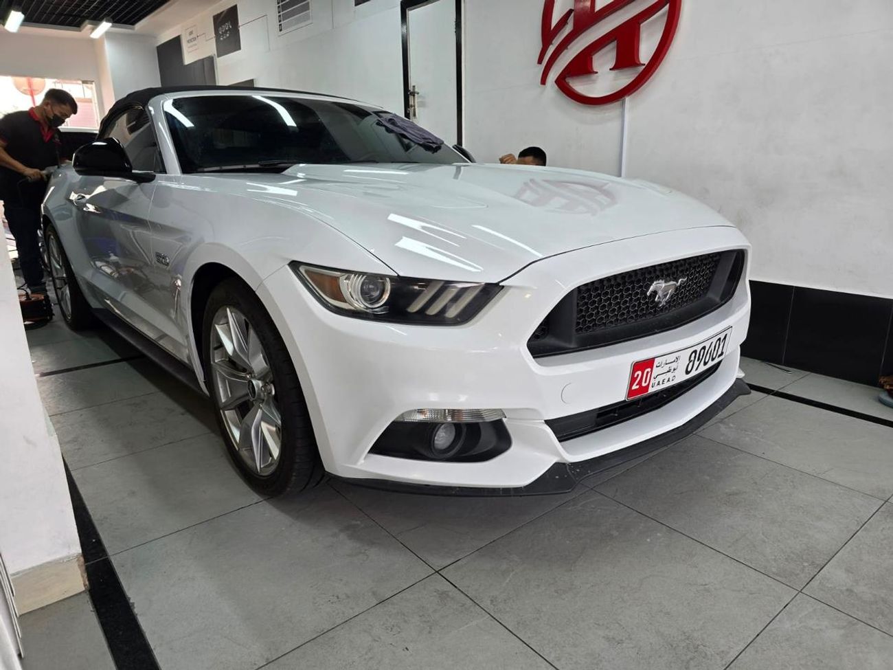 Ford Mustang GT Premium 5.0L V8