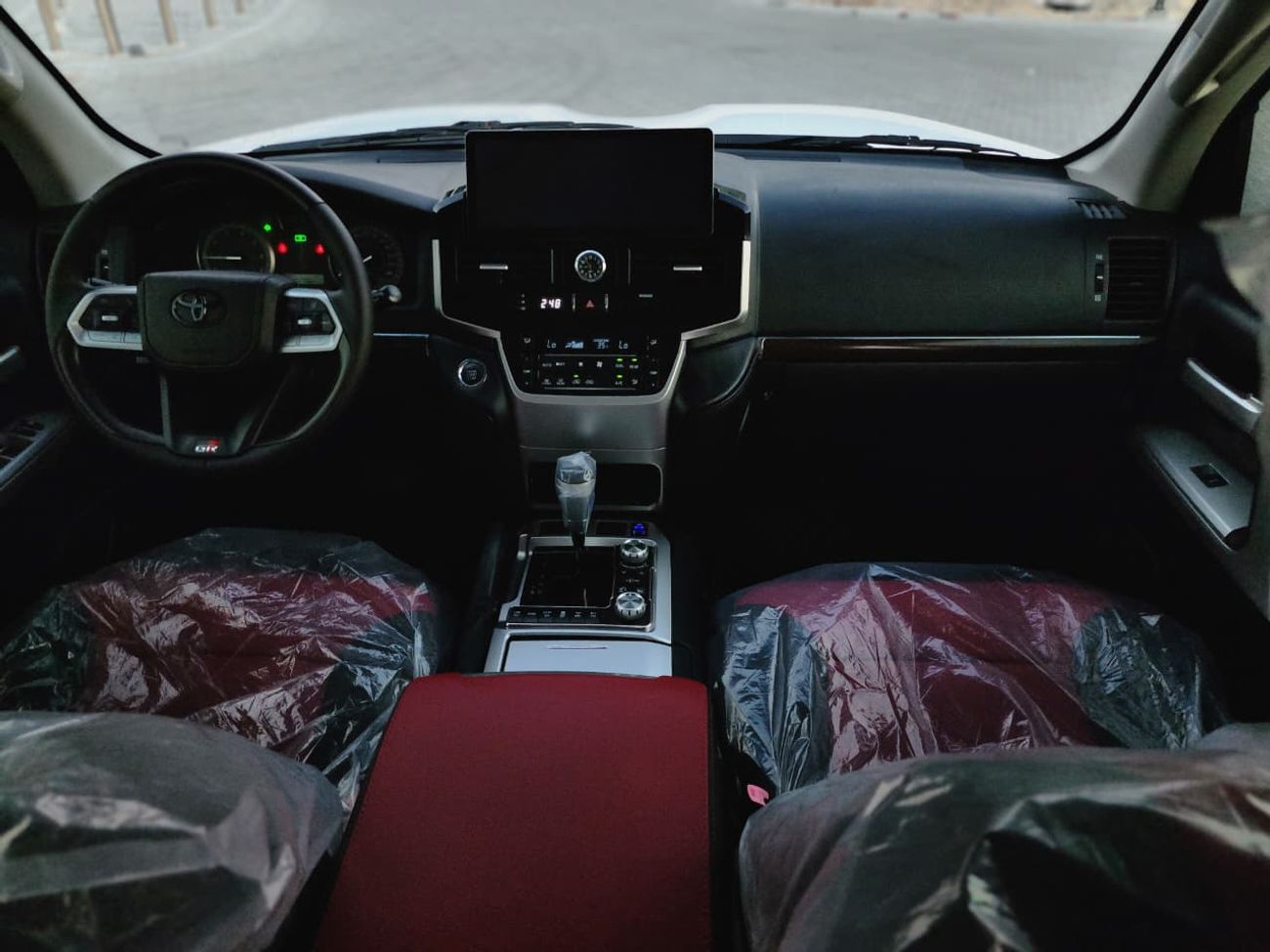 Toyota Land Cruiser GXR V6 UPGRADE 2024