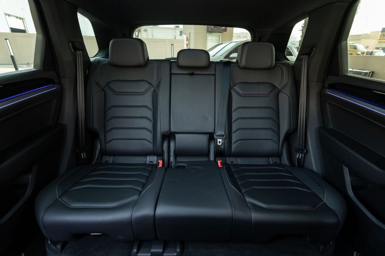 Volkswagen Touareg R-Line 3.0L AWD