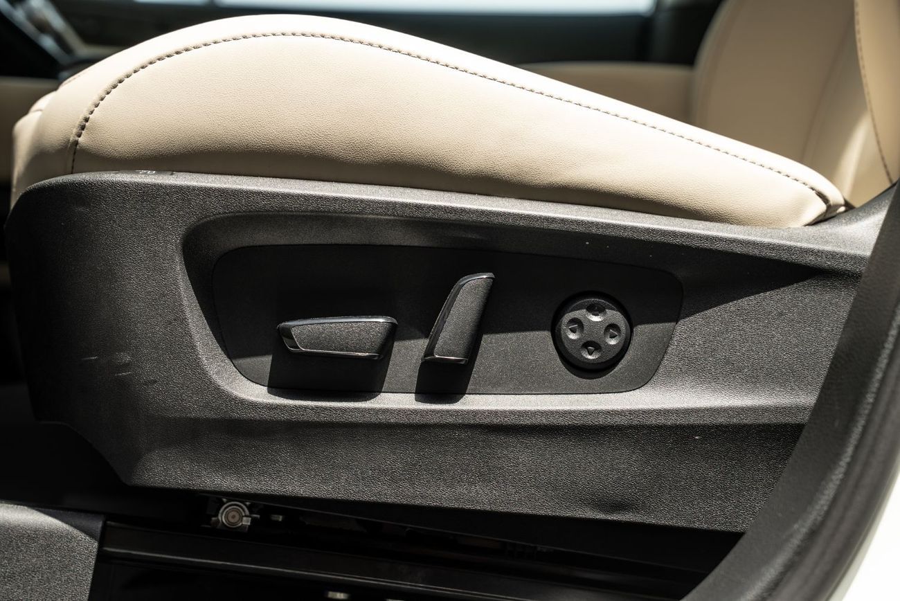 إنفينيتي QX60 3.5L Sensory V6 Brand New 2024 GCC