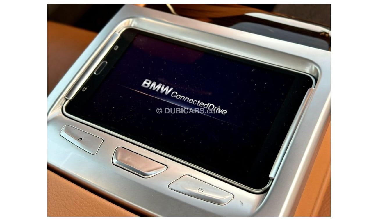 BMW 730Li Std low mileage, full history service, GCC