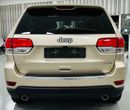 Jeep Grand Cherokee Limited GCC .. Original  Paint .. Perfect Condition .. Full Options .. V6