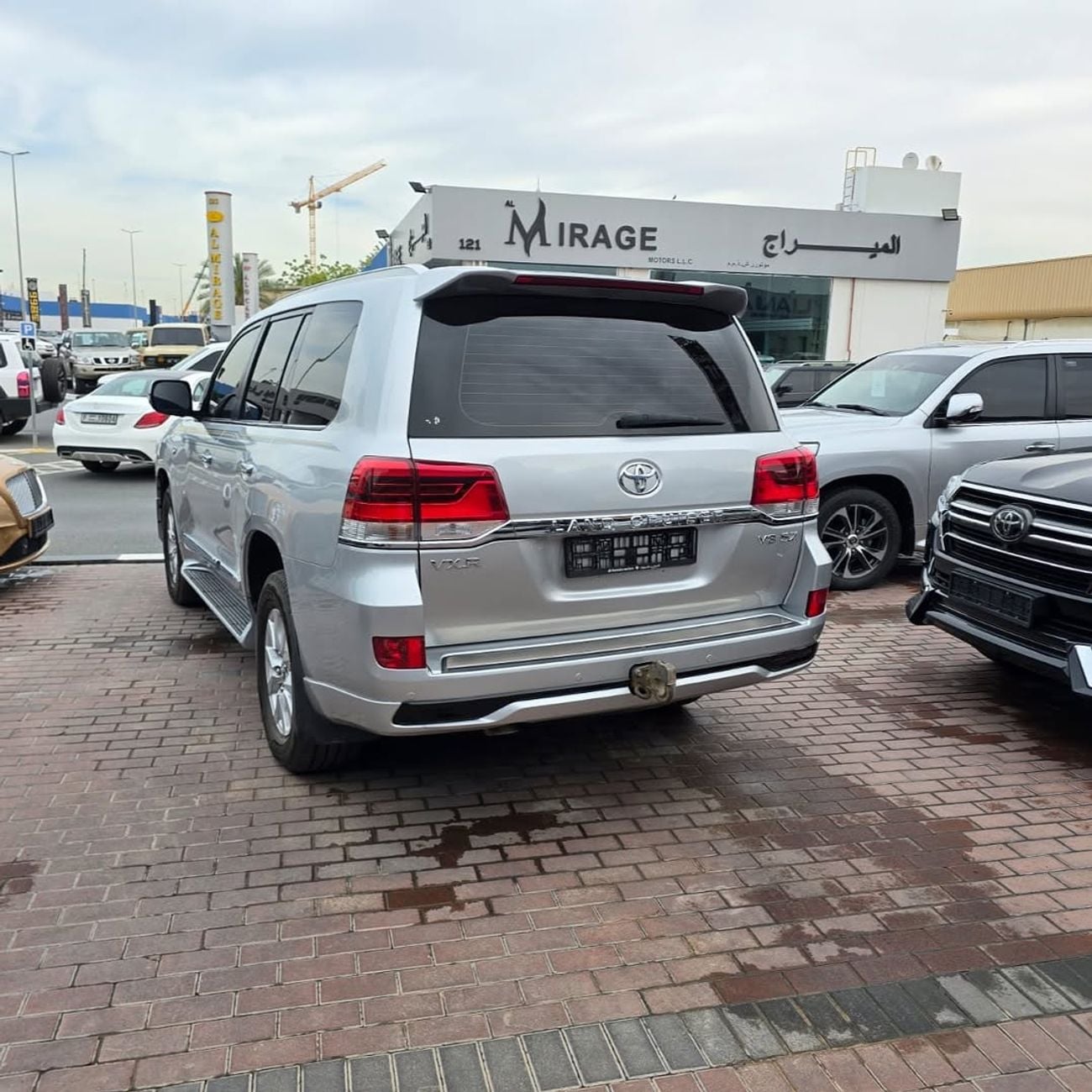 تويوتا لاند كروزر VXR