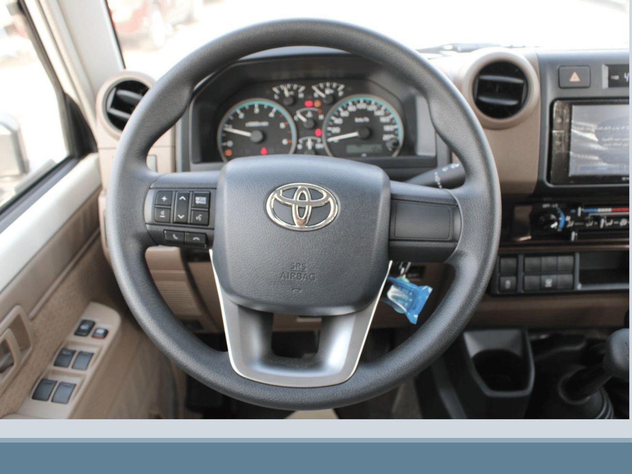 Toyota Land Cruiser 70 ECT0031 - Toyota LC76 Hardtop 5 Doors - 2.8L Diesel Manual White