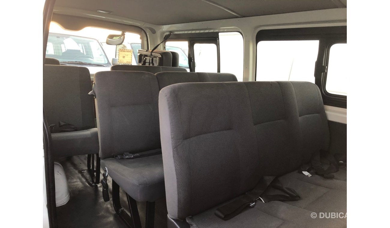 Toyota Hiace Toyota Hiace Passenger van 15 str,model:2016. Free of accident