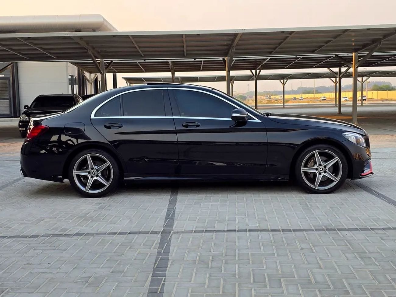 مرسيدس بنز C 200 C200 | GCC Specs | Excellent Condition