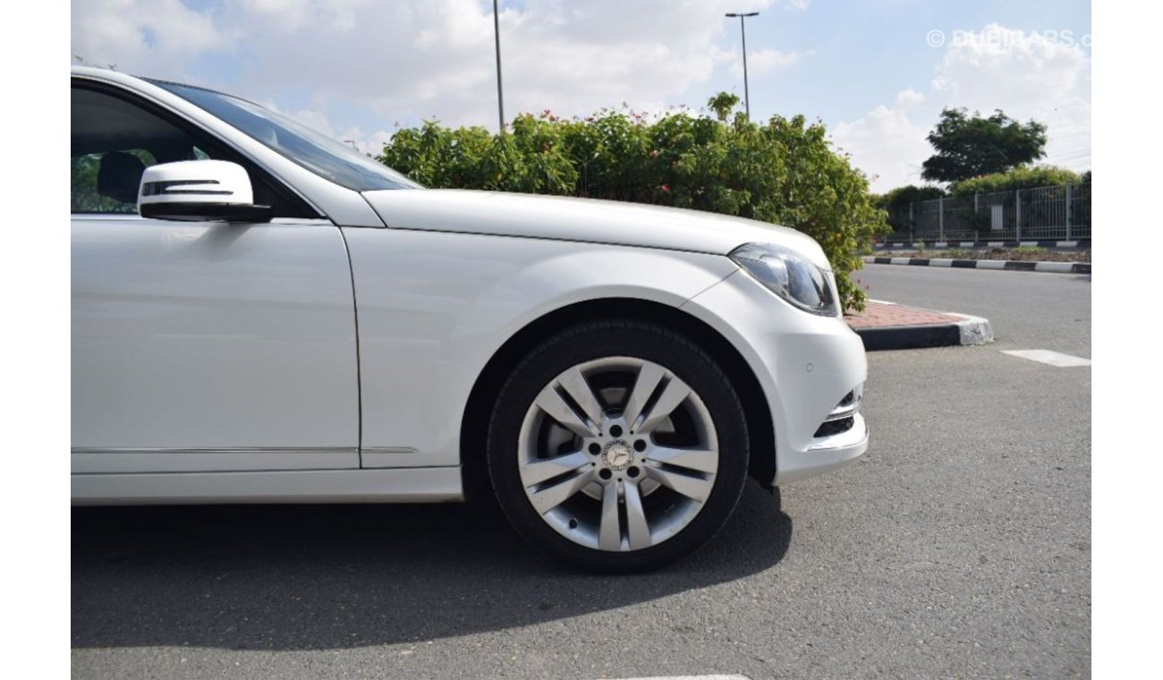 Mercedes-Benz C200 2014 - Full Option - GCC Specs - Immaculate Condition