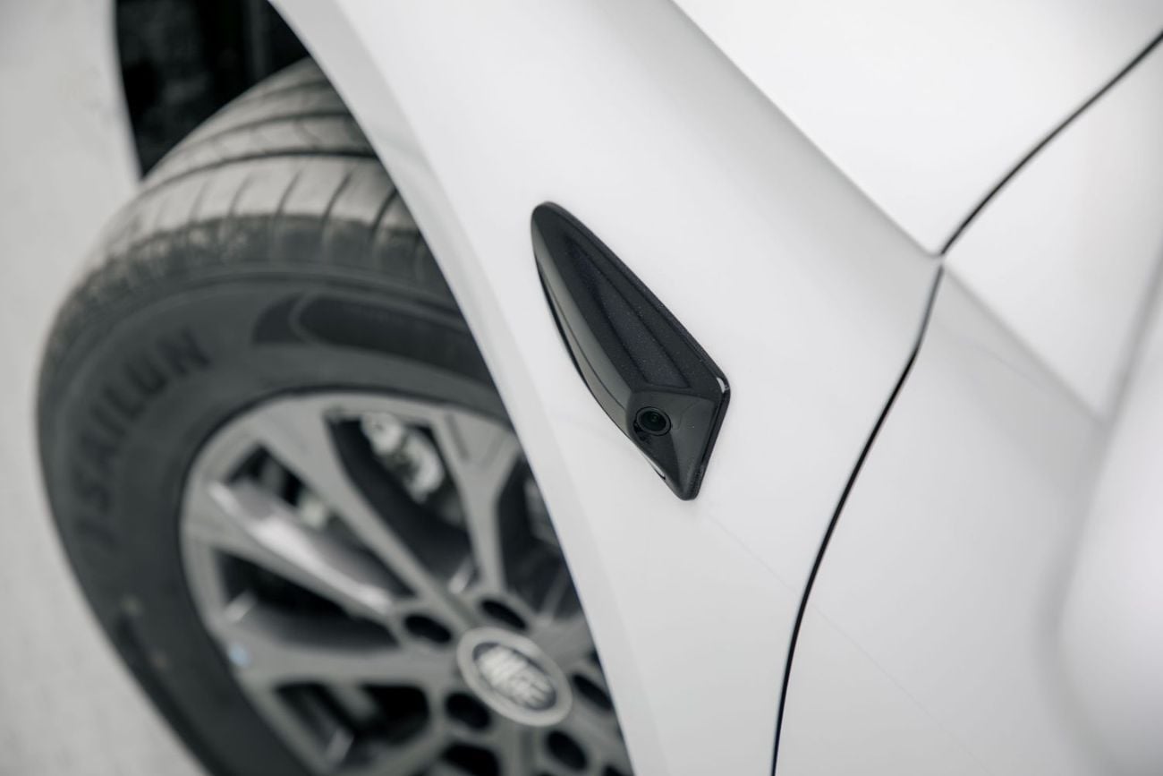 BYD Qin L DM-i Leading Version 1.5L - White Inside Grey | Export Only