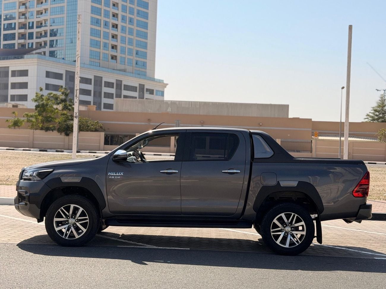 Toyota Hilux GLX SR5 export from Australia