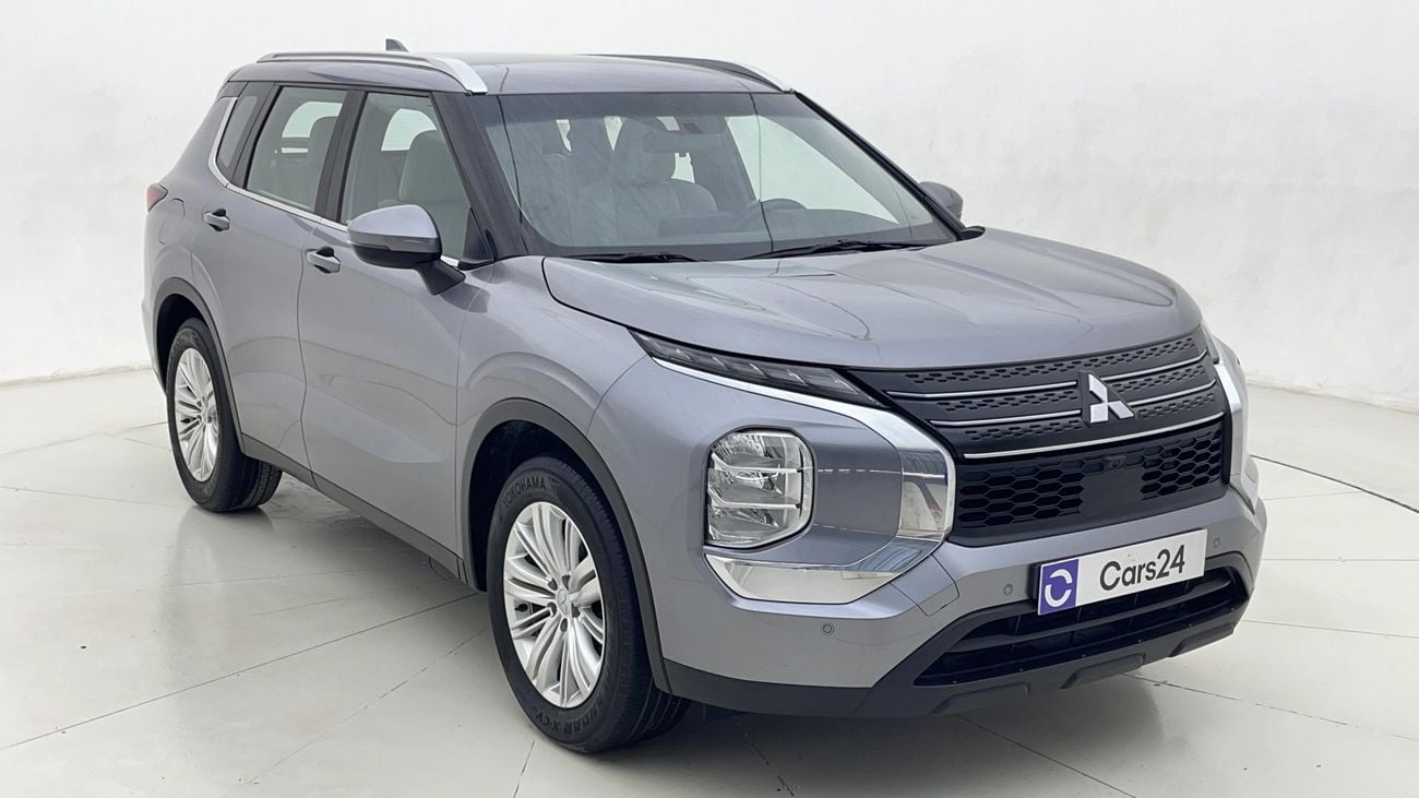 Mitsubishi Outlander 2.5L GLX Mid Line 2023 GLX MID LINE | AED 1049/Month | 0 DP | 30 Day Return | Warranty | Service His