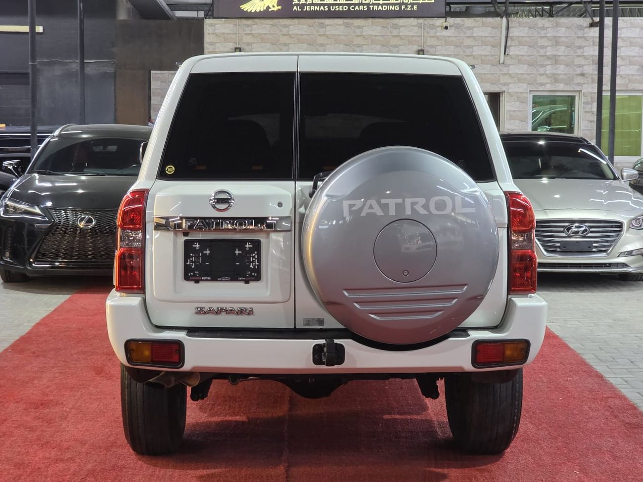 Nissan Patrol Safari Safari 4.8L A/T