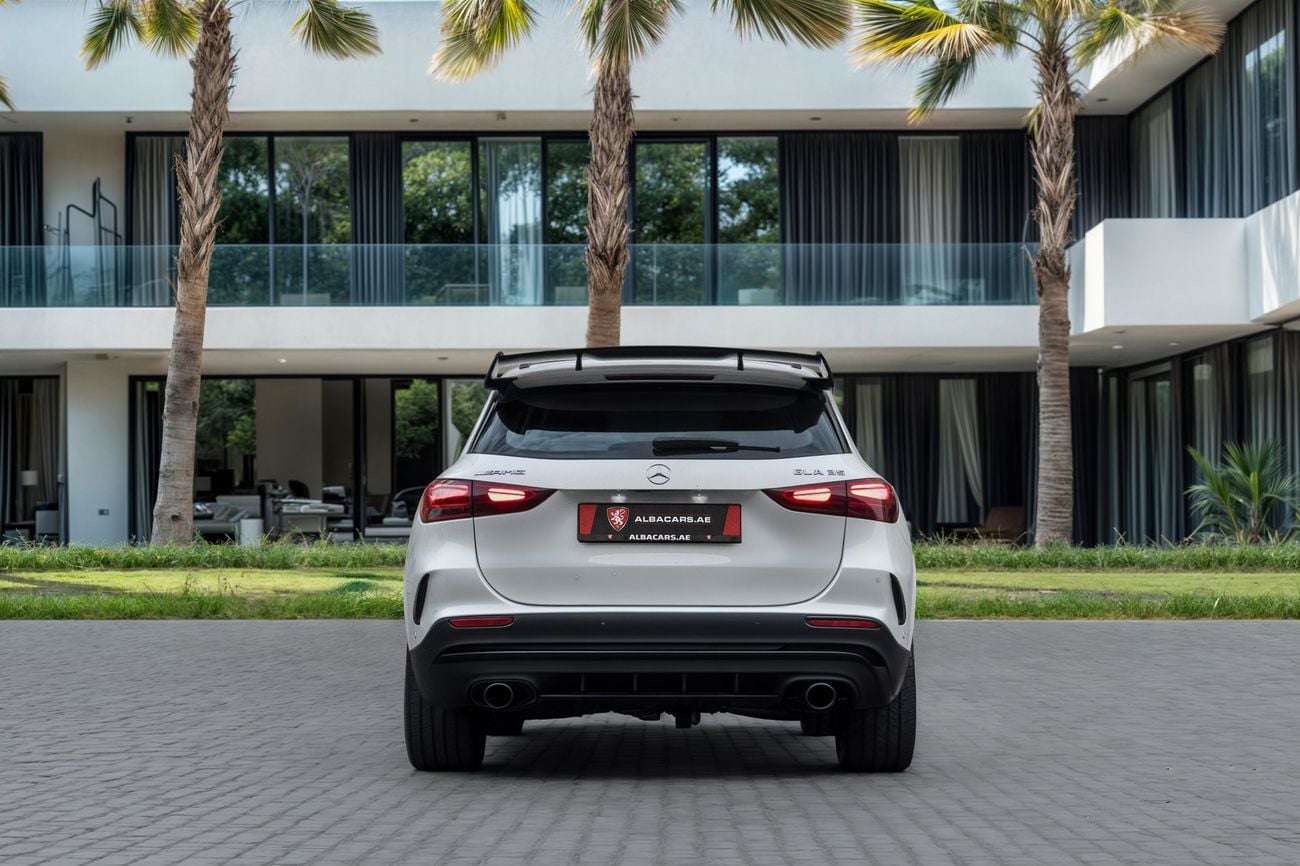 مرسيدس بنز GLA 35 AMG GLA 35 AMG | 4,289 P.M | 0% Downpayment | GLA 35 AMG | AGENCY WARRANTY/SERVICE! | Ramadan Offer!