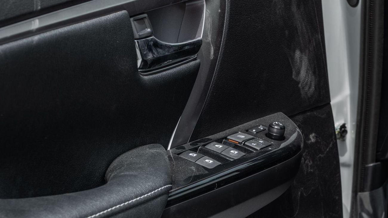 Toyota Fortuner TOYOTA FORTUNER 4.0 HIGH -2025YM