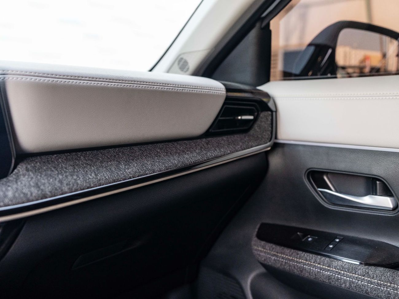 نيسان كيكس SL 1.6L