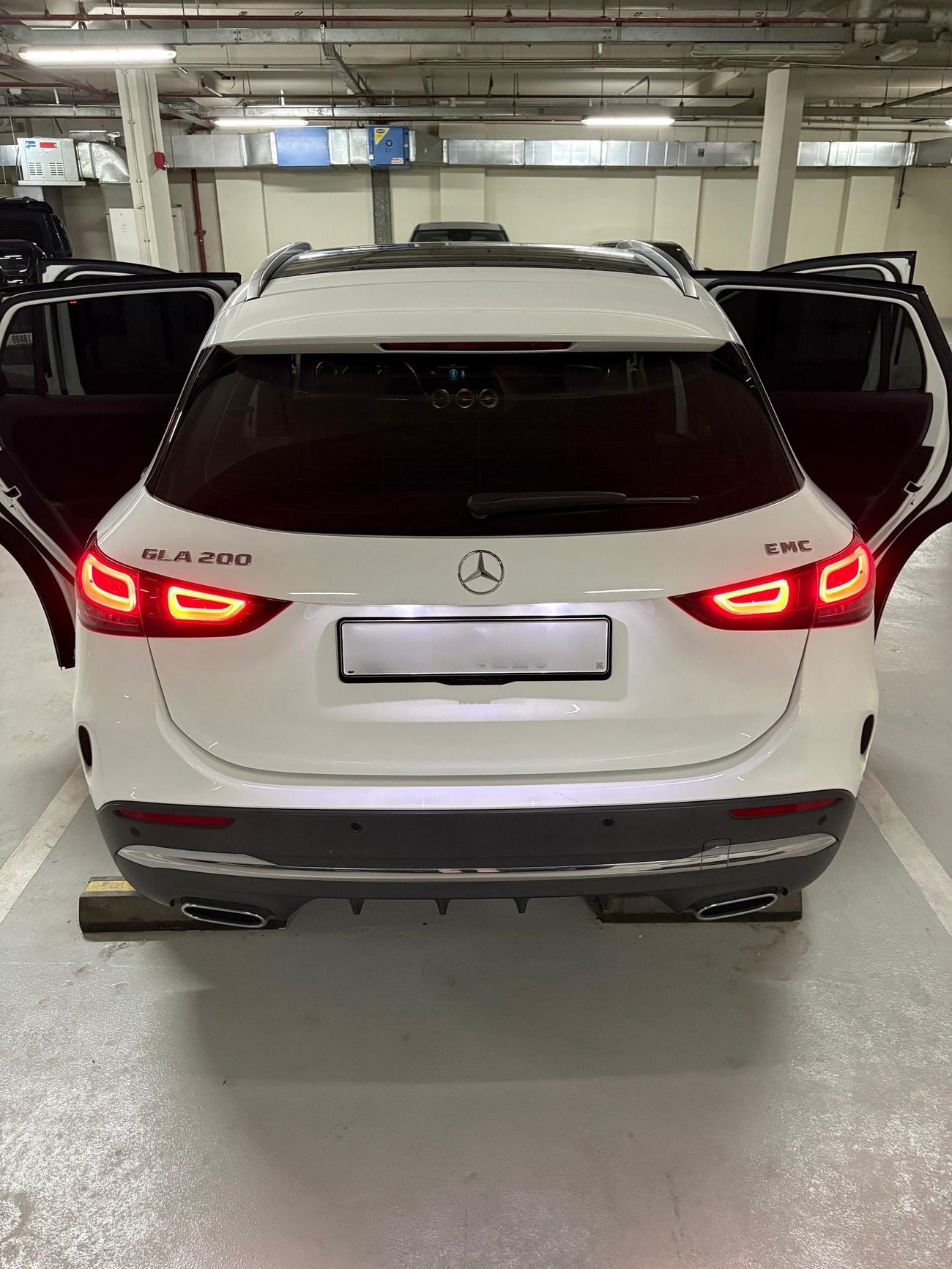 مرسيدس بنز GLA 200 Premium 1.4L ( CYL)