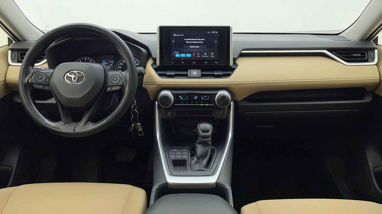 تويوتا راف ٤ EXR 2.5 | بدون دفعة مقدمة | اختبار القيادة في المنزل