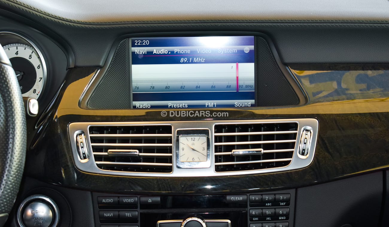 Mercedes-Benz CLS 350 550 Badge