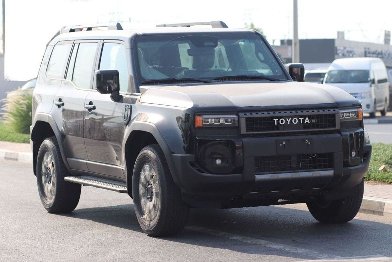 تويوتا برادو Adventure 2.4Turbo, Leather Seat, Sunroof, Push Start, Memory seat, Model 2025