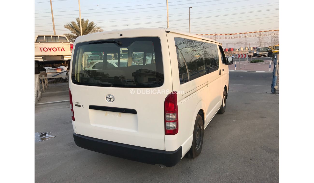 Toyota Hiace 2.5L
