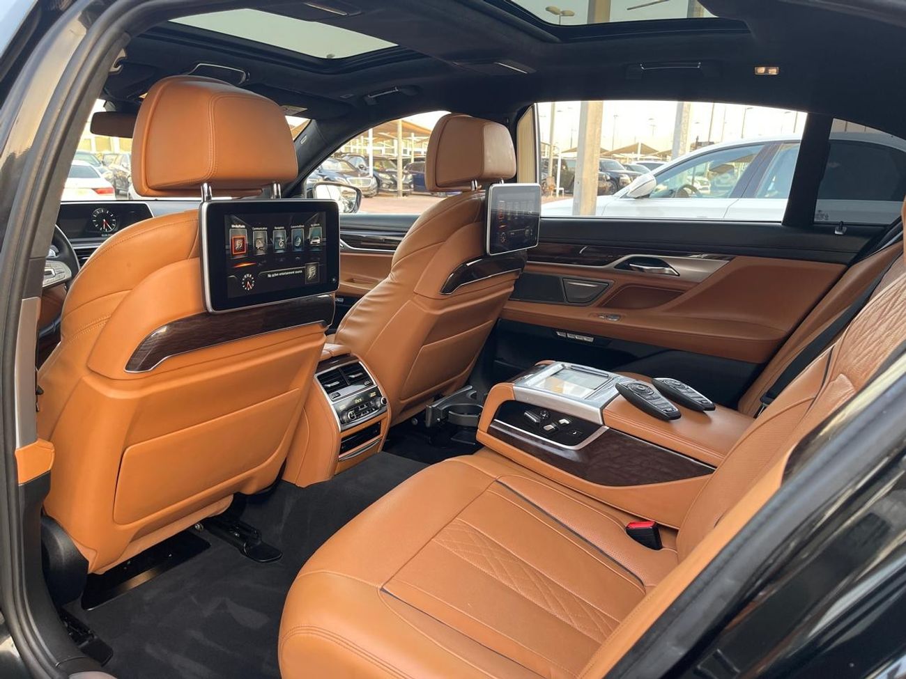 بي أم دبليو 740Li اكسكلوسيف