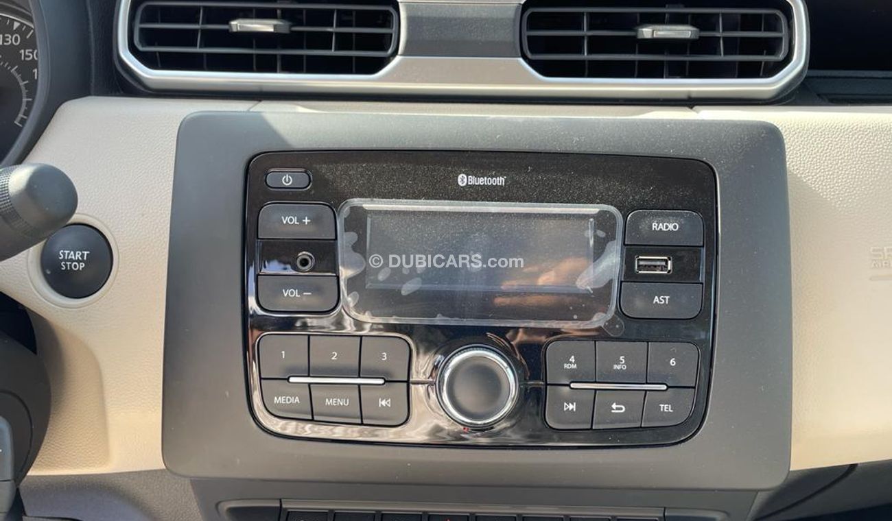 رينو داستر 2.0 لتر محرك 4wd 2017 نموذج أسود 4 سلندر نقل السيارات suv فقط للتصدير