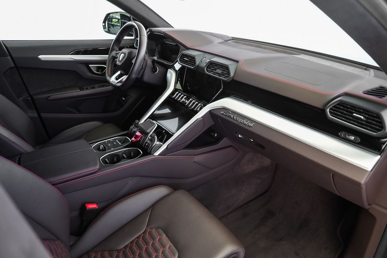 Lamborghini Urus STD 4.0T V8