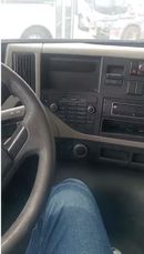 فولفو إف إم شاحنة فولفو FM 400 ذات الدفع الثنائي موديل 2016